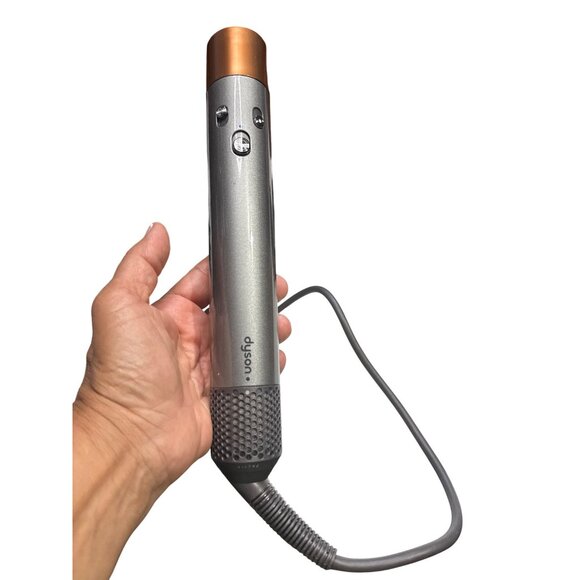 Dyson Airwrap Complete Styler With Attachments & Leather Case - Preowned - Picture 12 of 16